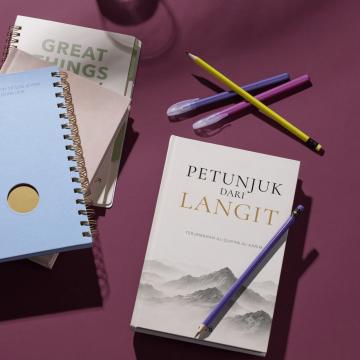 Petunjuk Dari Langit Size A5 (Soft Cover)